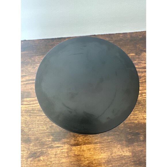 Leoben Co Night Out Scented Candle 24oz Masculine Aroma Collection Soy Wax Blend - Picture 2 of 6